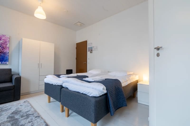 Perhestudio, 2 vuodetta + lisäpeti – Hotelli Vanha Postitalo Varkaus, Varkaus · 4